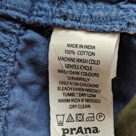 Prana Embroidered Eyelet Shorts - Picture 4 of 4